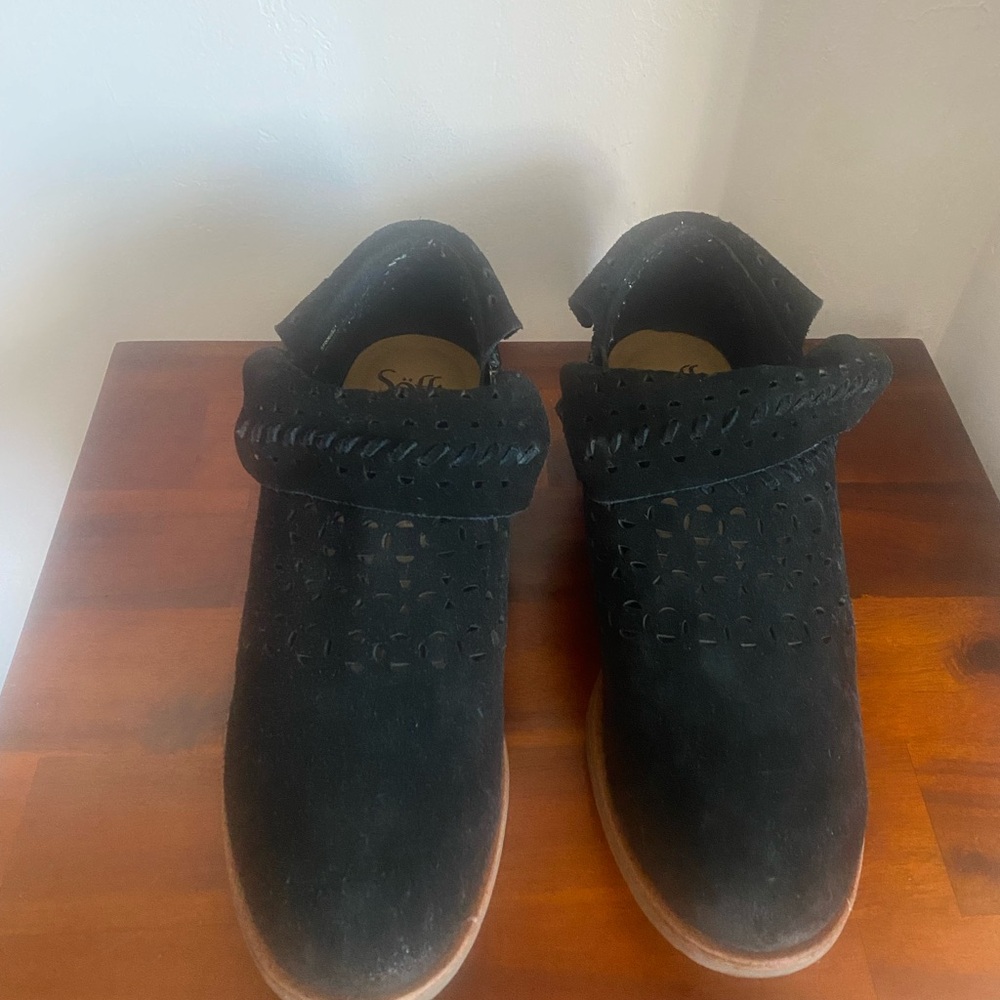 Sofft Black Ankle Boots Size 10